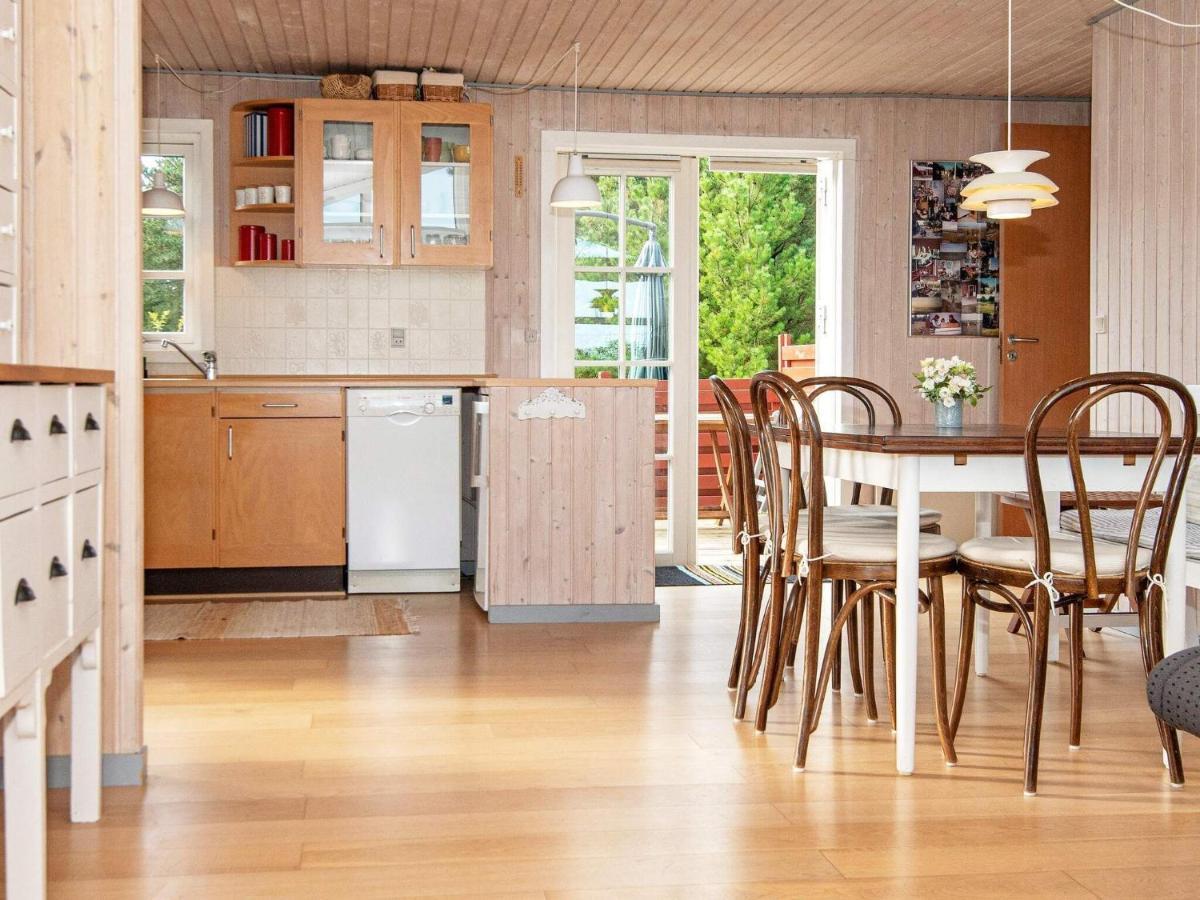 4 Person Holiday Home In R M Romo Kirkeby Bagian luar foto